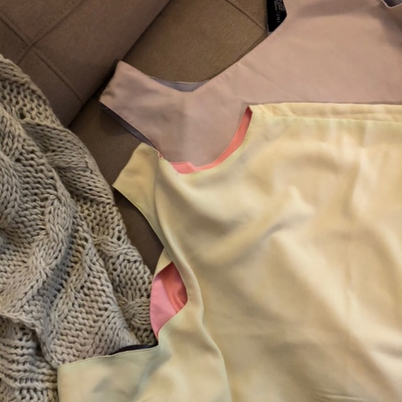 Top - Picture 3 of 9